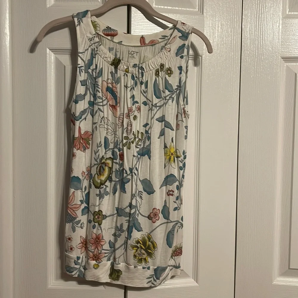 NWOT Loft Outlet sleeveless shirt size XS - Picture 1 of 7